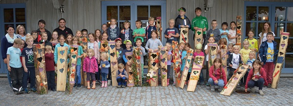 Über eine gelungene Veranstaltung im Ferienfreizeitprogramm 2017 freuten sich die Kinder und der Veranstalter seitens der beiden freiwilligen Feuerwehren Kalsing und Obertrübenbach.