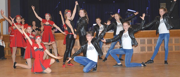 Bild 6: Die Tanzgruppe der Rock'n Roller des SVO  